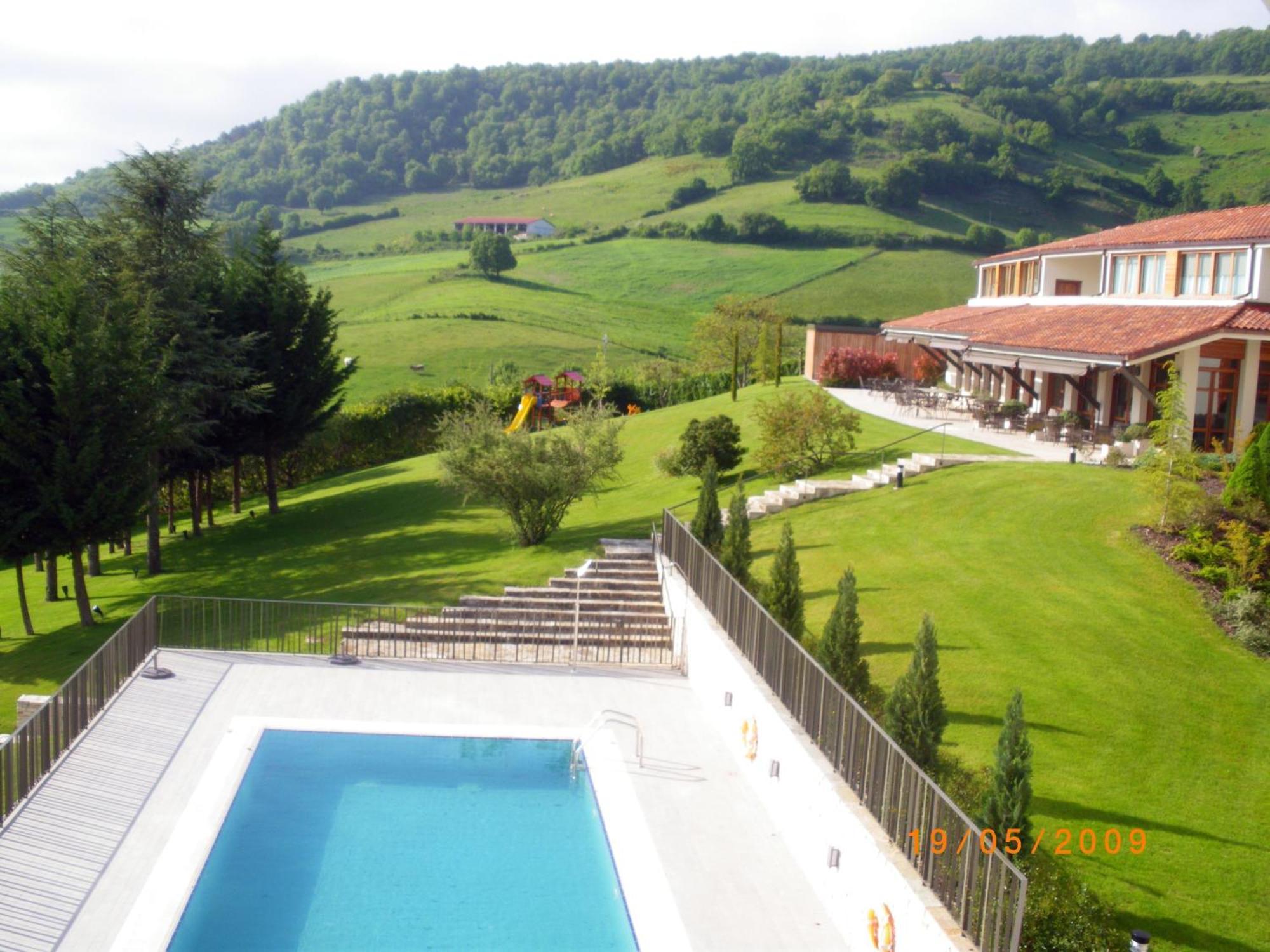 Hotel & Spa El Mirador De Ulzama Уррисола-Галайн Экстерьер фото